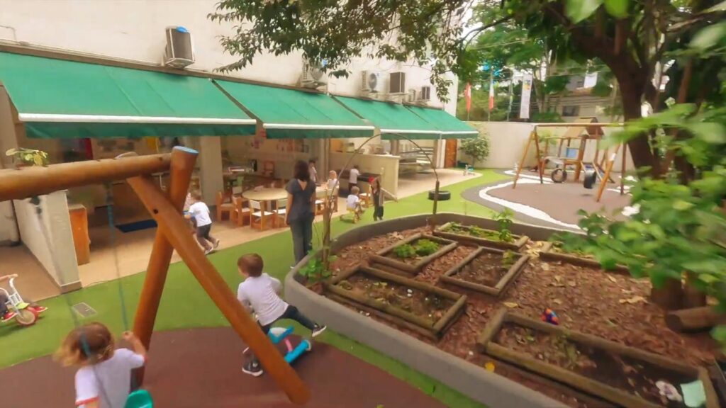 playground da Escola Bilíngue e Internacional GIS São Paulo